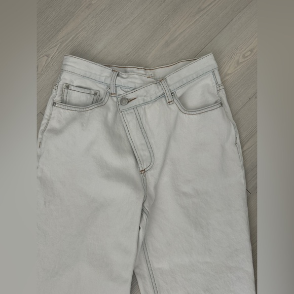 Glassons Asymmetric Waist Straight Leg Raw Hem Jean in Monaco Milk Size 8 - Picture 7 of 14